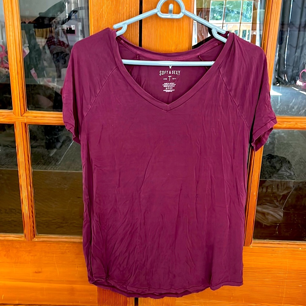 American eagle soft and sexy t shirt